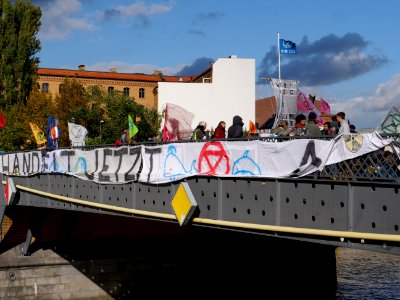 Extinction Rebellion blockade Marschallbrücke 2019-10-10 11