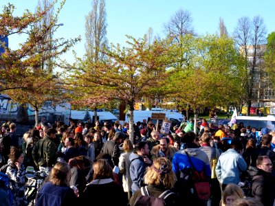 Extinction Rebellion blockade of the Oberbaumbrücke 58