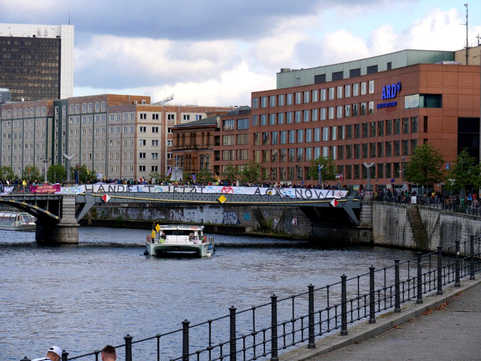 Extinction Rebellion blockade Marschallbrücke 2019-10-10 25