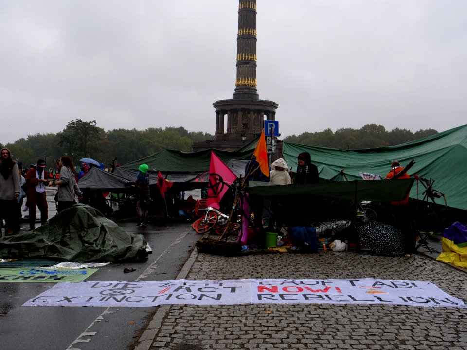 Extinction Rebellion blockade Großer Stern 2019-10-08 15
