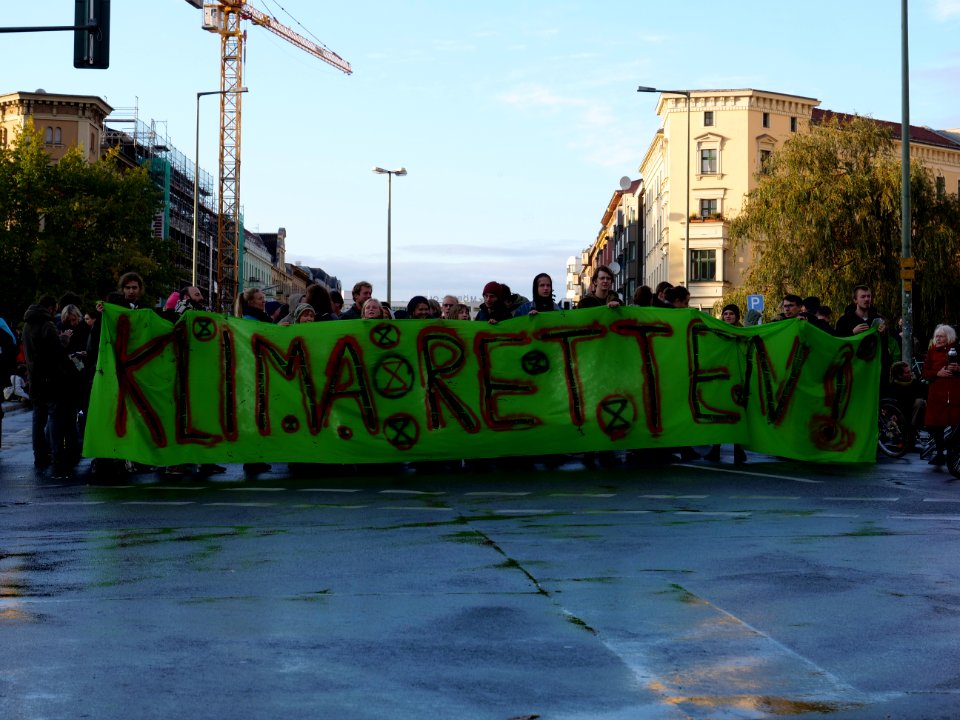 Extinction Rebellion blockade Kottbusser Brücke 2019-10-10 02