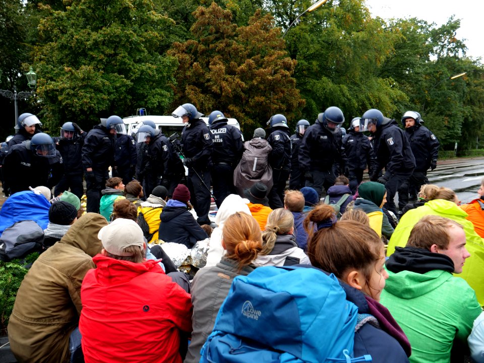 Extinction Rebellion blockade Großer Stern 2019-10-08 27