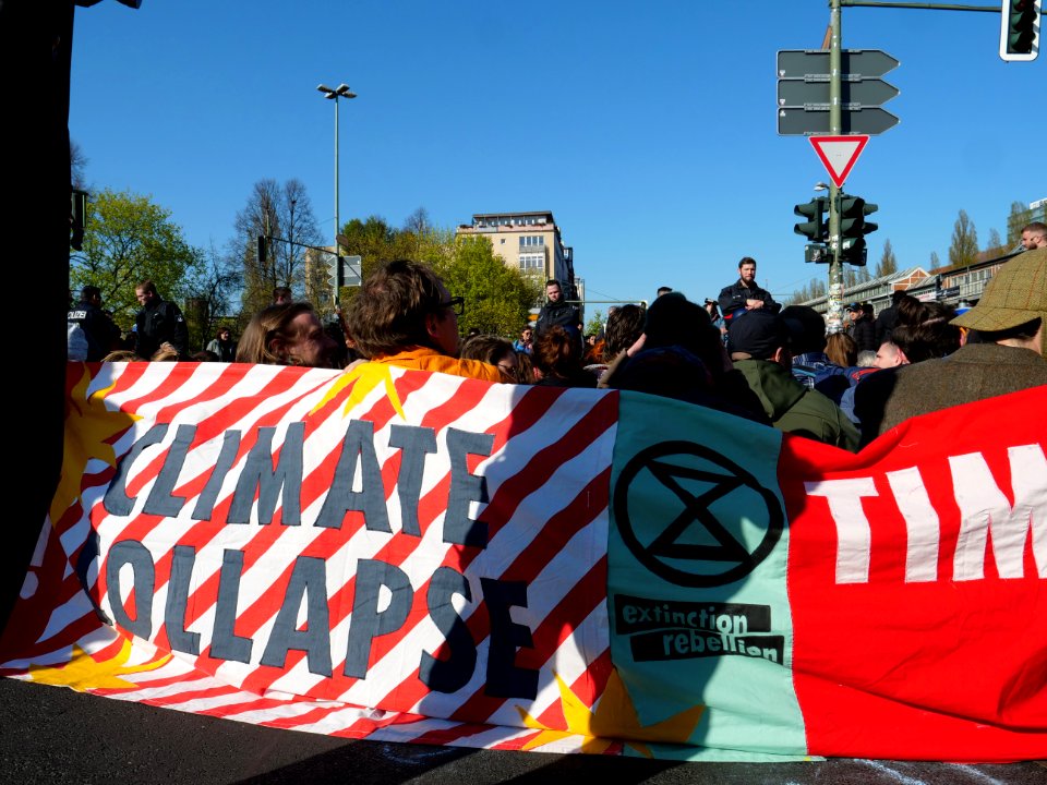 Extinction Rebellion blockade of the Oberbaumbrücke 37