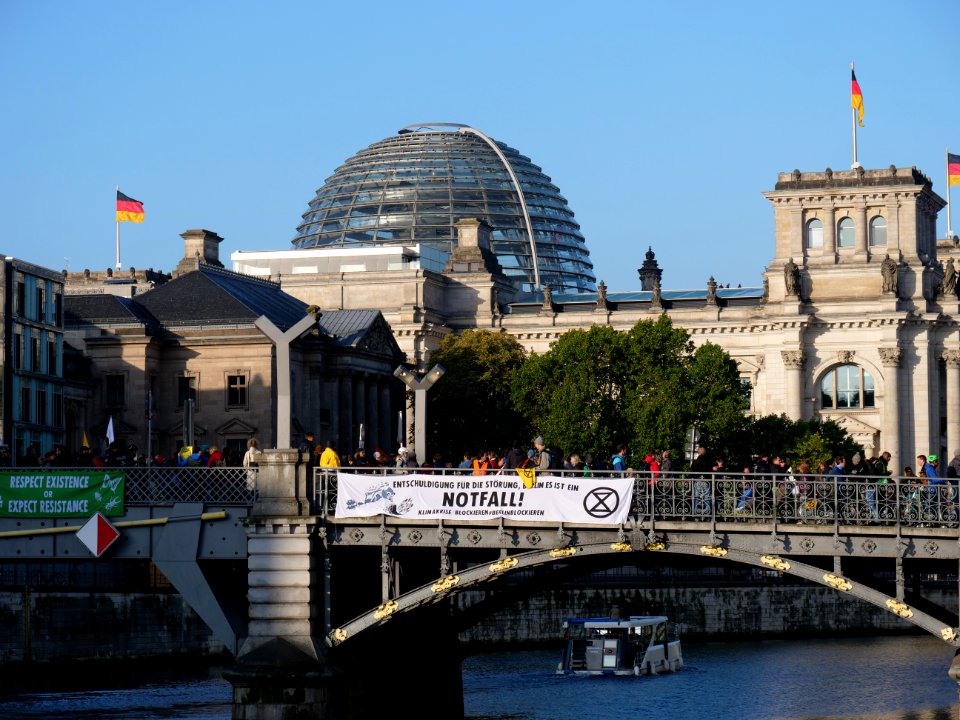 Extinction Rebellion blockade Marschallbrücke 2019-10-09 11