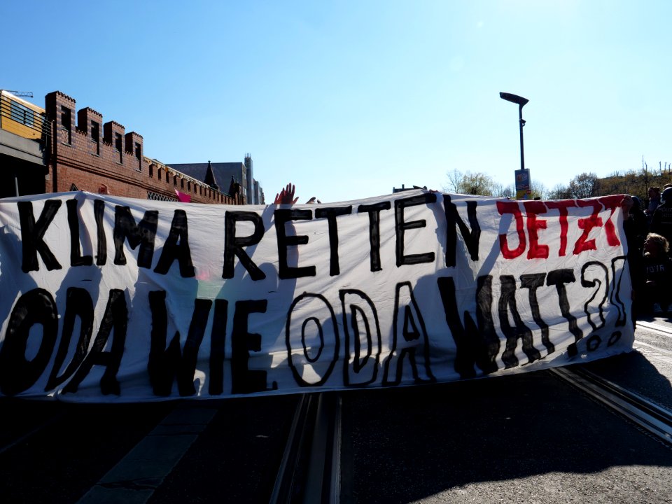 Extinction Rebellion blockade of the Oberbaumbrücke 18