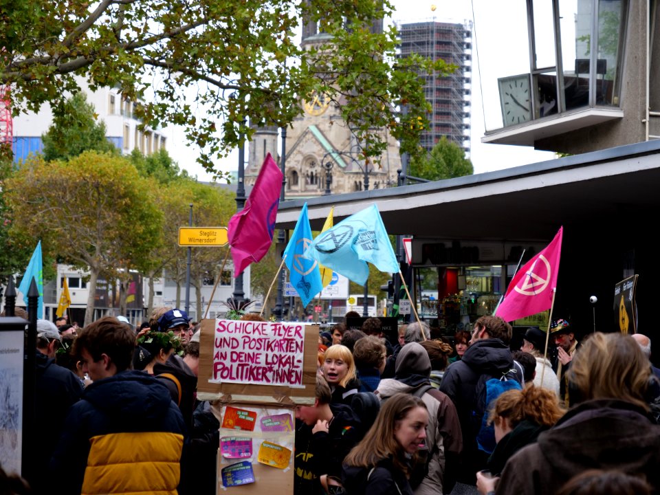 Extinction Rebellion demonstration Kurfürstendamm 2019-10-09 13