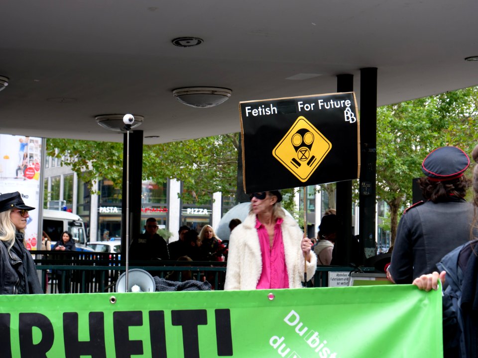 Extinction Rebellion demonstration Kurfürstendamm 2019-10-09 02