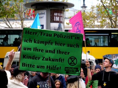 Extinction Rebellion demonstration Kurfürstendamm 2019-10-09 14