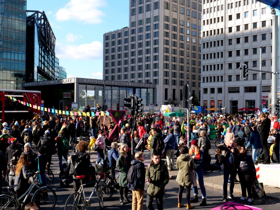 Extinction Rebellion blockade Potsdamer Platz 2019-10-07 25