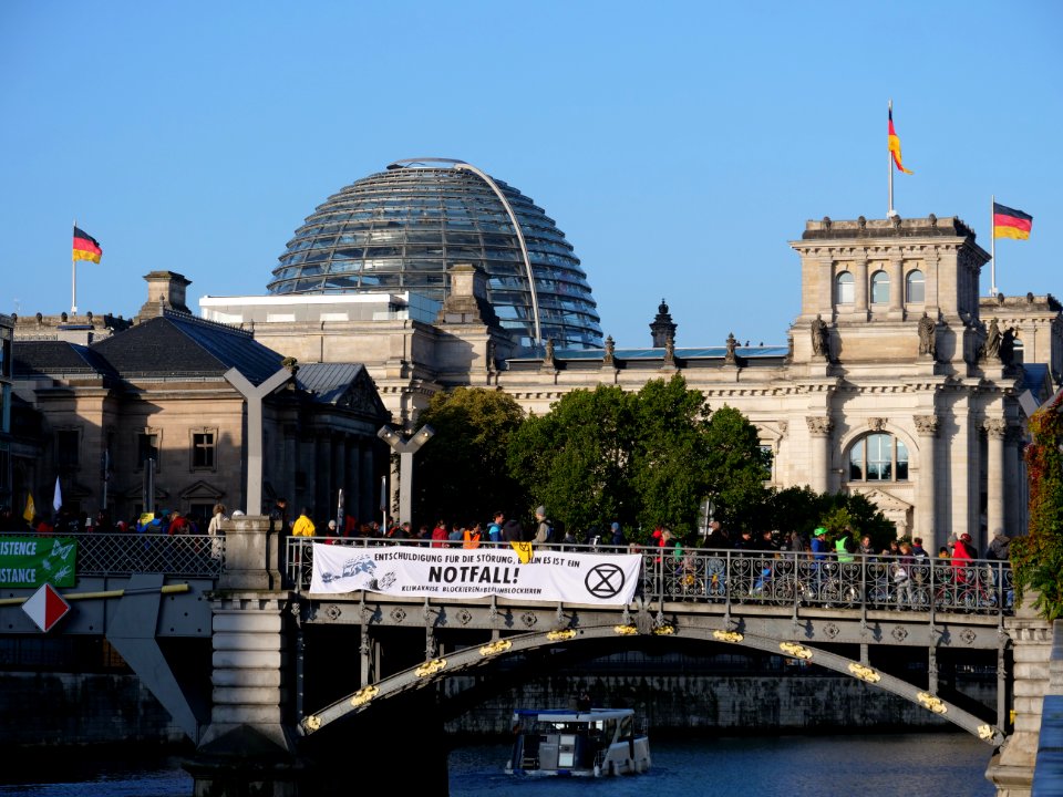 Extinction Rebellion blockade Marschallbrücke 2019-10-09 10