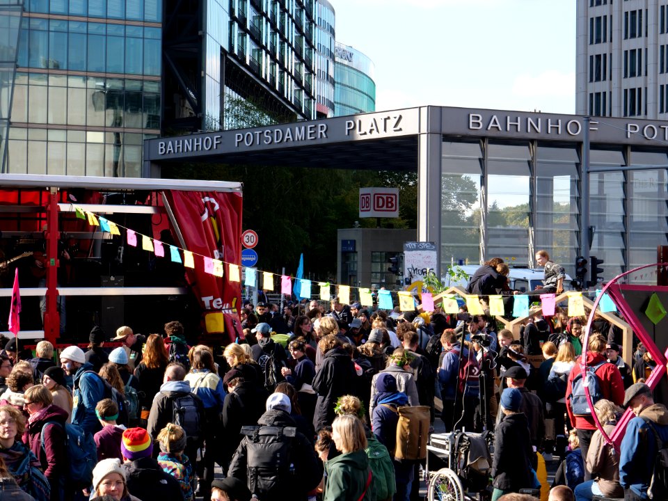 Extinction Rebellion blockade Potsdamer Platz 2019-10-07 26