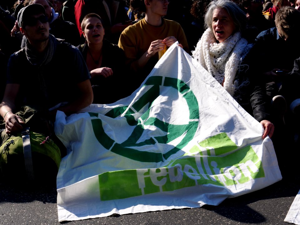 Extinction Rebellion blockade of the Oberbaumbrücke 20