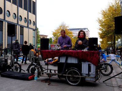 Extinction Rebellion blockade Stresemannstraße 2019-10-12 08