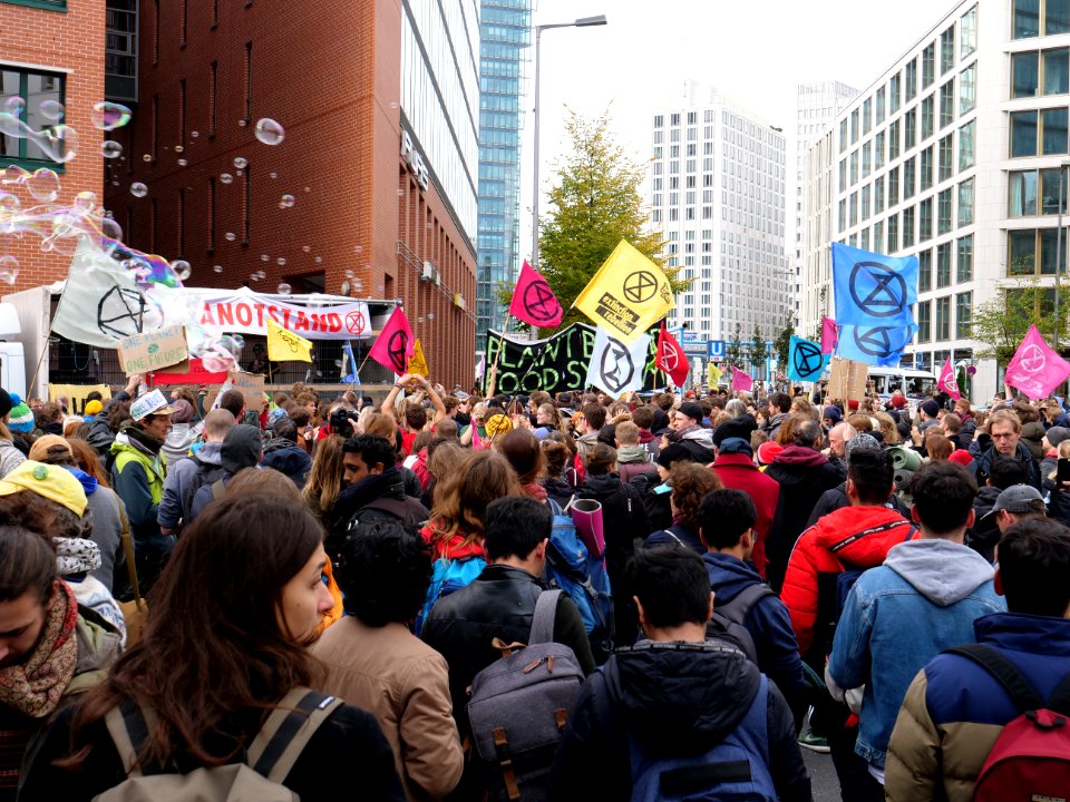 Extinction Rebellion blockade Stresemannstraße 2019-10-11 14