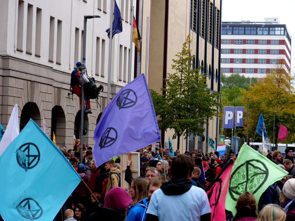 Extinction Rebellion blockade Stresemannstraße 2019-10-11 28