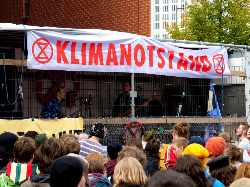 Extinction Rebellion blockade Stresemannstraße 2019-10-11 18