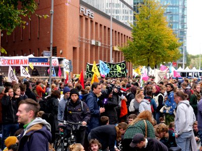 Extinction Rebellion blockade Stresemannstraße 2019-10-11 10