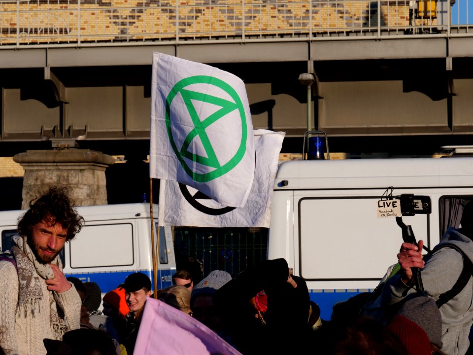 Extinction Rebellion flags at Oberbaumbrücke 07