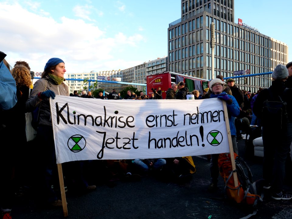 Extinction Rebellion blockade Potsdamer Platz 2019-10-07 71
