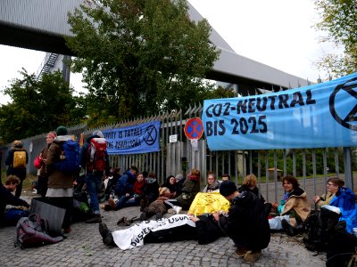 Extinction Rebellion blockade Reuter power plant 2019-10-11 09