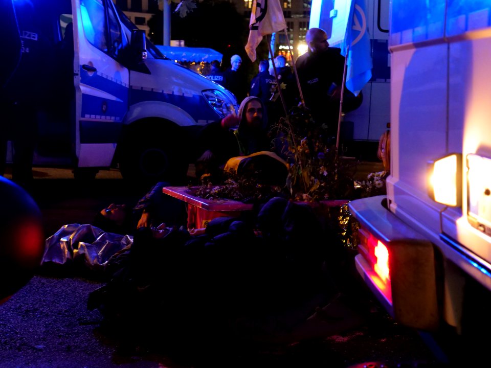 Extinction Rebellion blockade Potsdamer Platz 2019-10-07 149