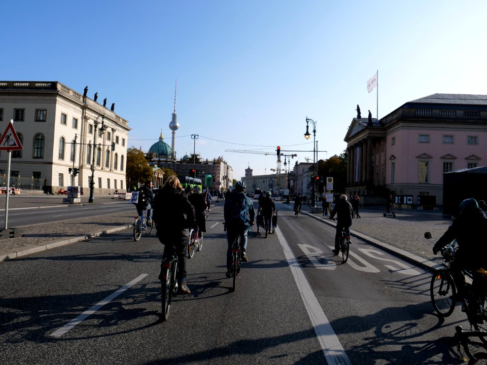 Extinction Rebellion small Critical Mass 2019-10-09 03