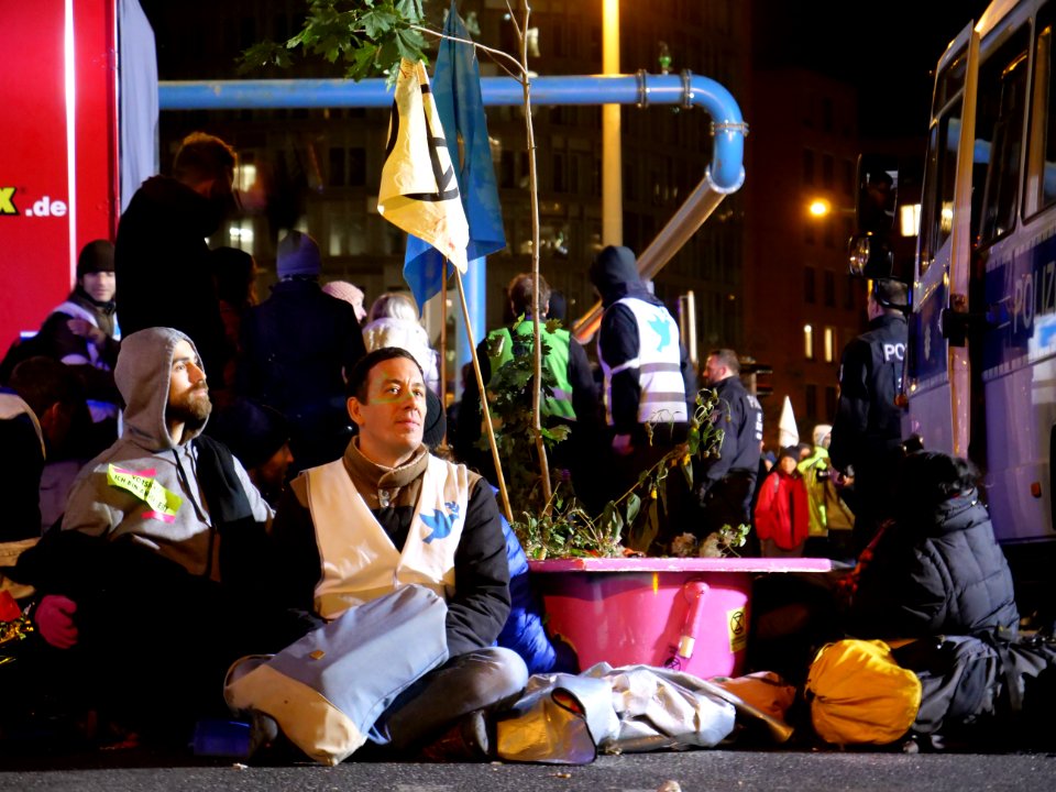 Extinction Rebellion blockade Potsdamer Platz 2019-10-07 170