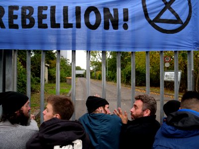 Extinction Rebellion blockade Reuter power plant 2019-10-11 08