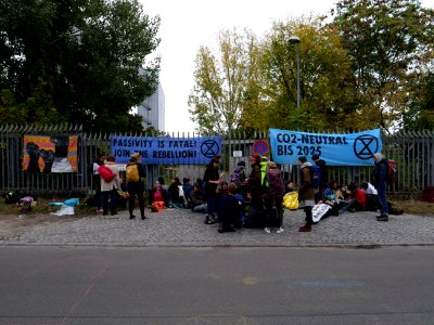 Extinction Rebellion blockade Reuter power plant 2019-10-11 01
