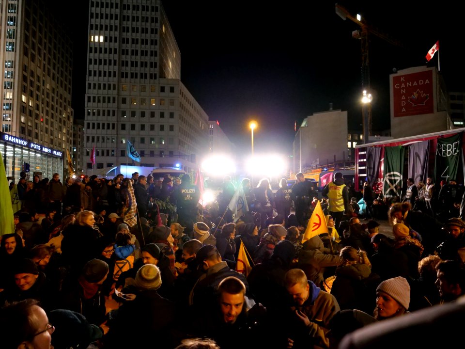Extinction Rebellion blockade Potsdamer Platz 2019-10-07 154