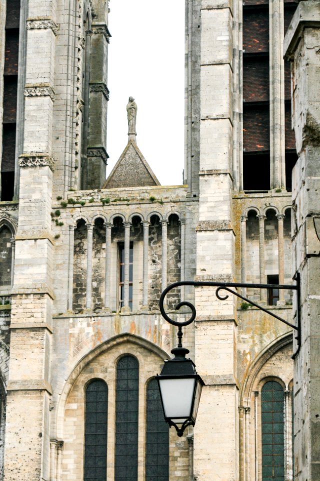 External detail of Cathédrale Notre-Dame de Noyon, 2007-05-06-07