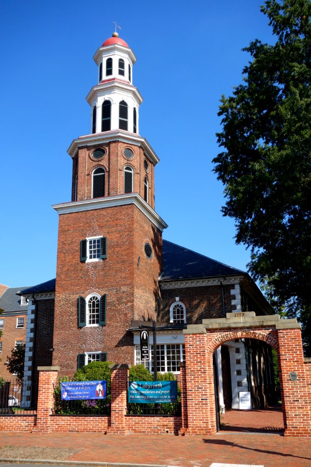 Exterior view - Christ Church (Alexandria, Virginia) - DSC03528