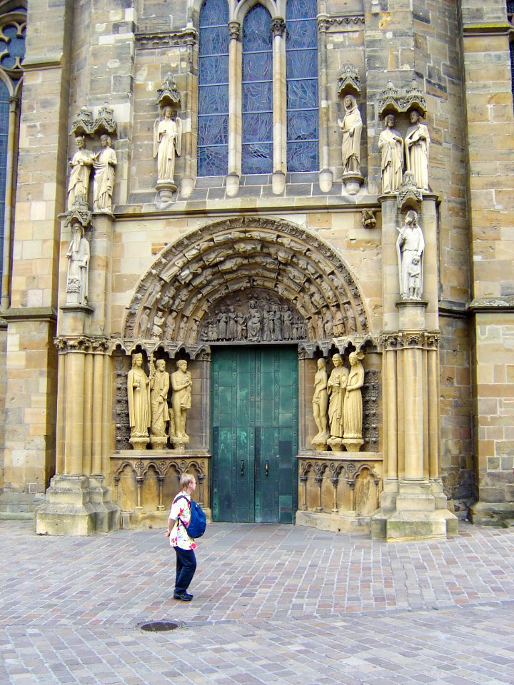 External detail of the Cathedral of St. Peter (Trier), 2006-09-23-05