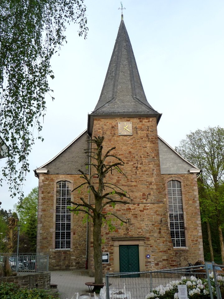 Evangelische Kirche Dabringhausen 01