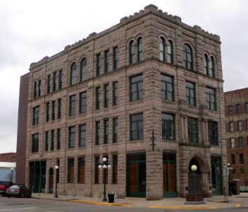 Evans Block (Sioux City) from NE 1