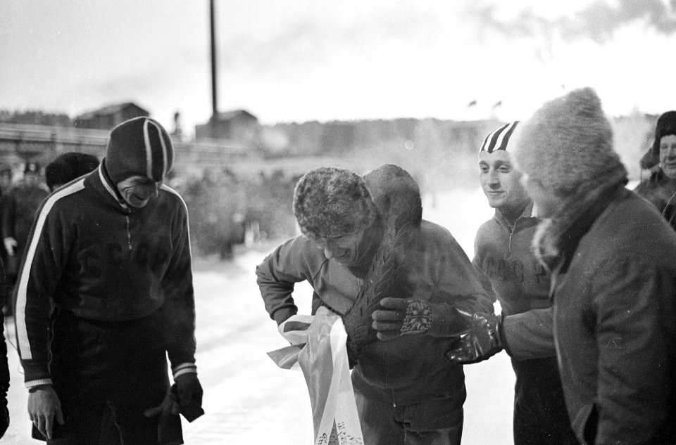 Europese Schaatskampioenschappen te Lathi, Finland, Kees Verkerk tijdens ererond, Bestanddeelnr 920-0254