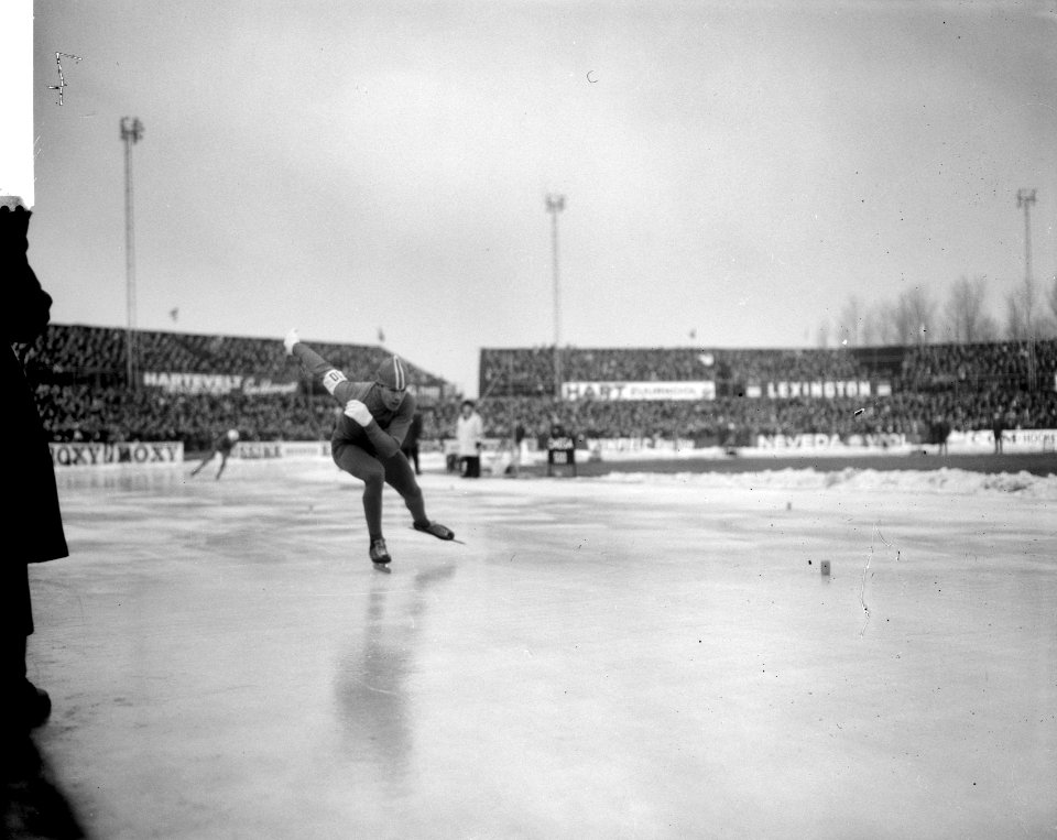 Europese Schaatskampioenschappen te Deventer, nummer 10 Rudi Liebrechts in aktie, Bestanddeelnr 918-7066