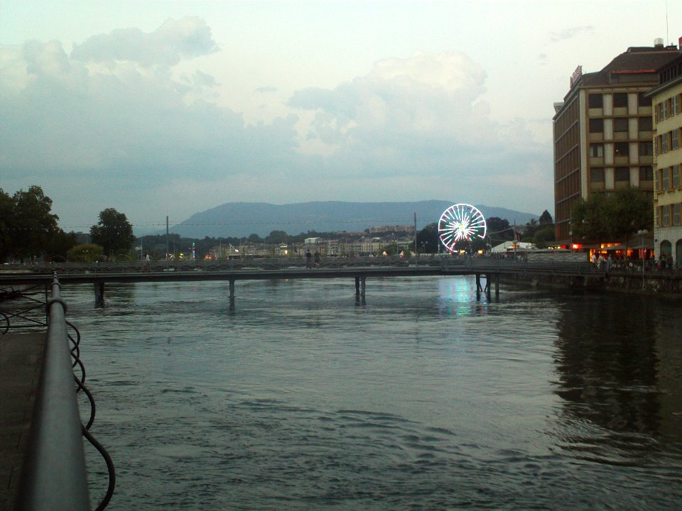 Evening view from Pont de la Machine