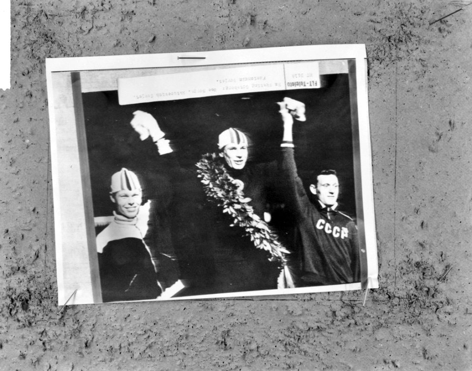 Europese schaatskampioenschappen te Gotenburg, de eerste drie v.l.n.r. Moe, Matu, Bestanddeelnr 917-3919