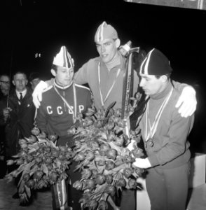 Europese Schaatskampioenschappen te Deventer, de drie besten, in midden Ard Sche, Bestanddeelnr 918-7078