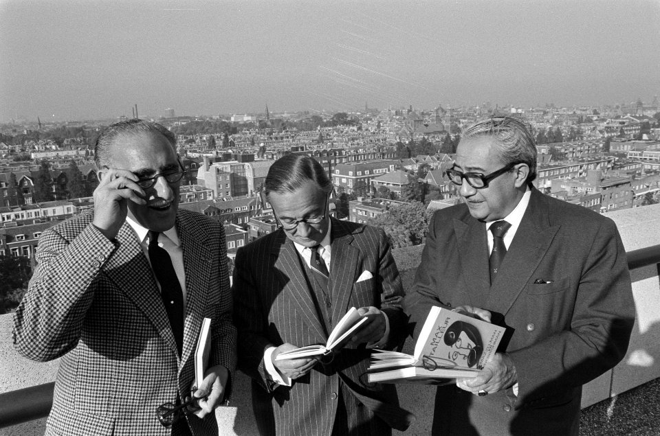 Ex premier De Jong houdt boek van Max Tailleur ten doop in Hilton, Amsterdam, Bestanddeelnr 925-0185