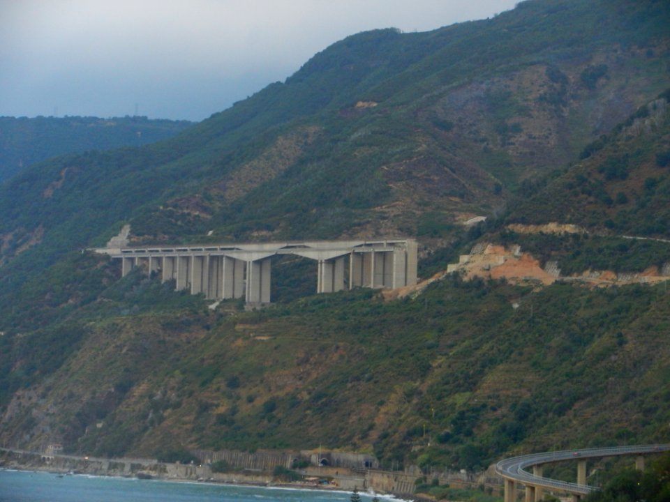 Ex viadotto autostrada A3