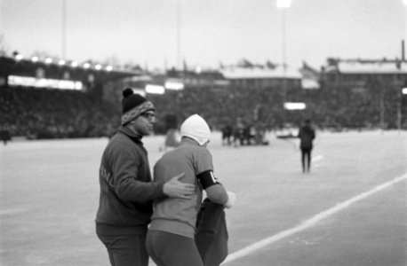 Europese Schaatskampioenschappen te Oslo, Bols samen met De Graaff 5000 meter 42, Bestanddeelnr 921-0282