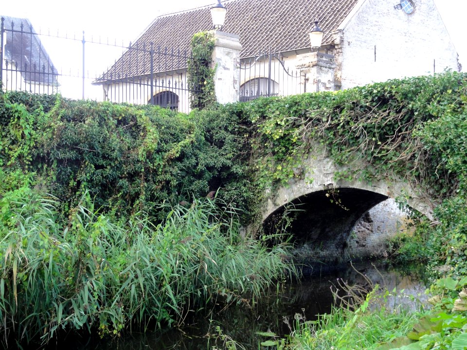 Ewijk (Beuningen) Rijksmonument 520290 duikermuur Slot Doddendaal
