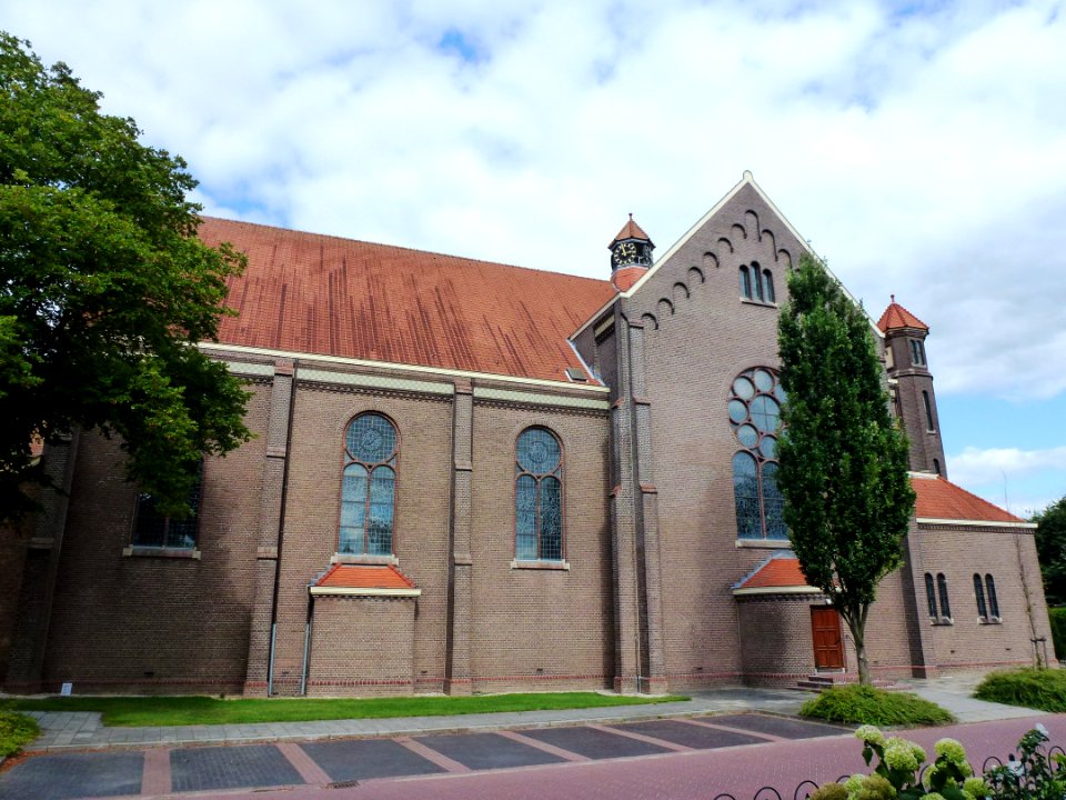 Ewijk (Beuningen, Gld) kerk zijgevel