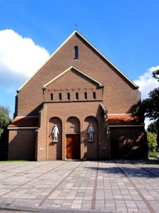 Ewijk (Beuningen) Rijksmonument 9545 Kerk vooraanzicht