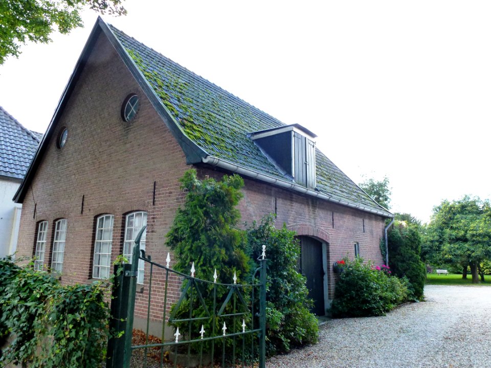 Ewijk (Beuningen, Gld) woning en schuur Julianastraat 10, schuur