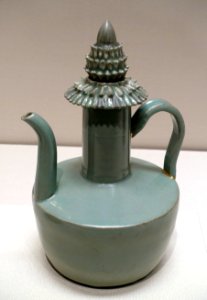 Ewer with lotus-shaped lid, Korea, Goryeo dynasty, 1100s AD, ceramic, celadon glaze - Tokyo National Museum - Tokyo, Japan - DSC08171