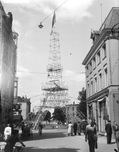 Evenement Parijs in Arnhem, replica van de Eiffeltoren, Bestanddeelnr 903-9963