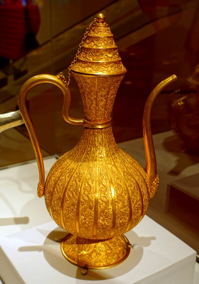 Ewer with dragons and clouds, China, probably Imperial Workshop, Beijing, Qianlong period, 1736-1795 AD, gold alloy - Peabody Essex Museum - DSC08005